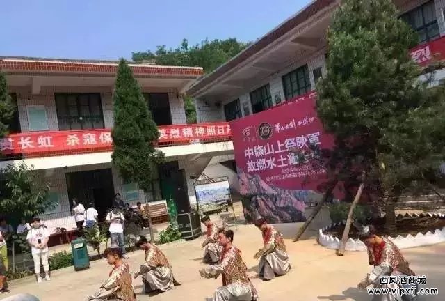 歌舞《战舞赞英魂》