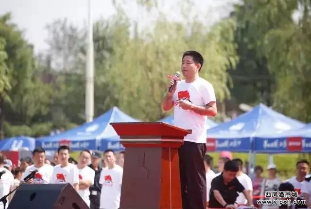 香港媒体团团长,紫荆杂志社总编辑杨勇